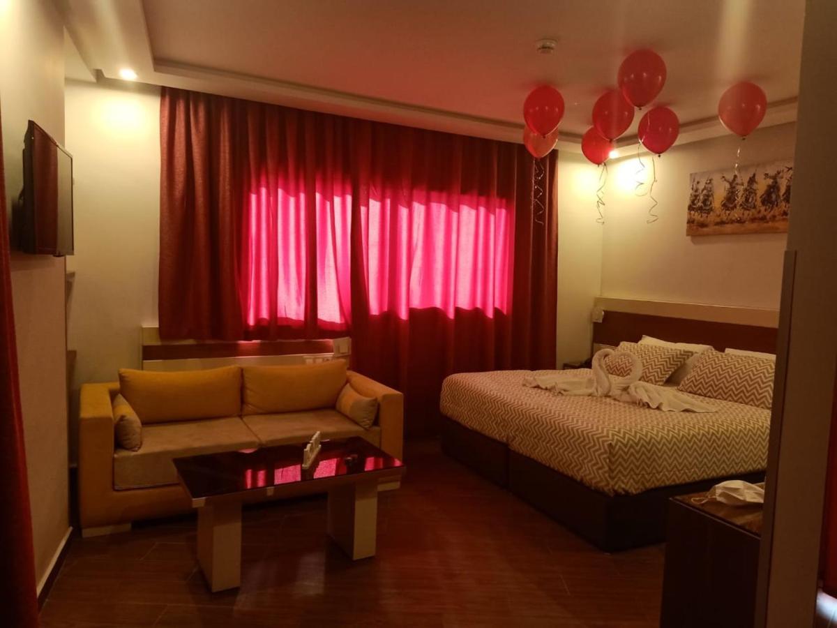 Hotel Makarim Tétouan エクステリア 写真