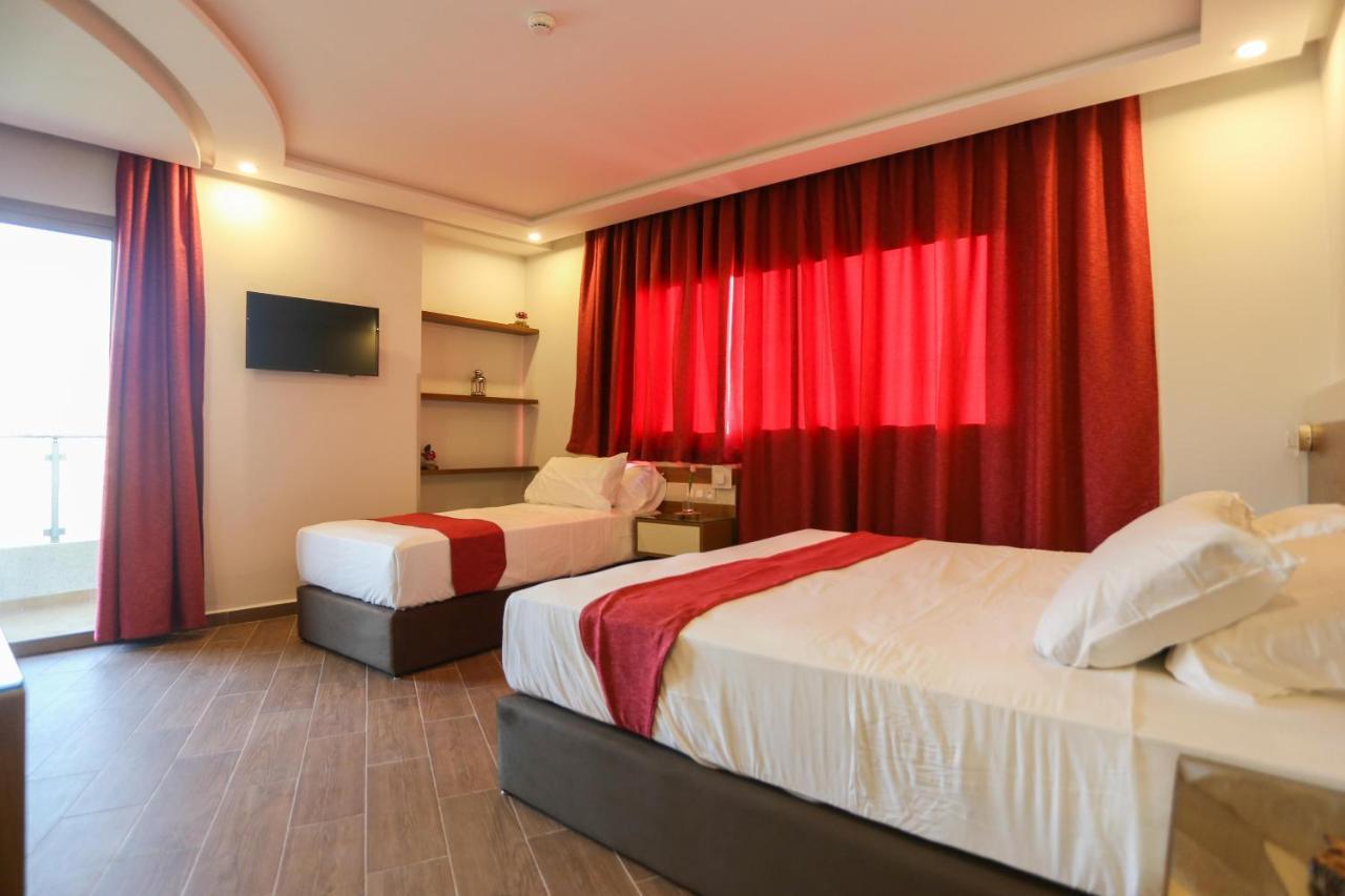 Hotel Makarim Tétouan エクステリア 写真